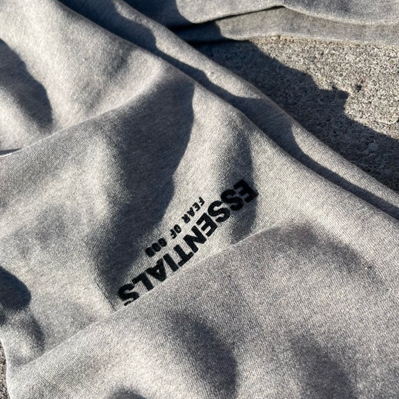 Essentials tracksuits - Picture 4 of 6